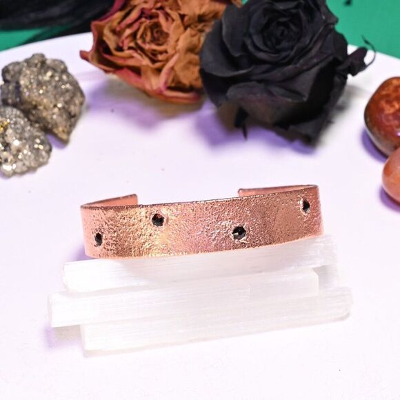 Garnet Swarovski Crystal Copper Cuff Bracelet - Picture 3 of 5